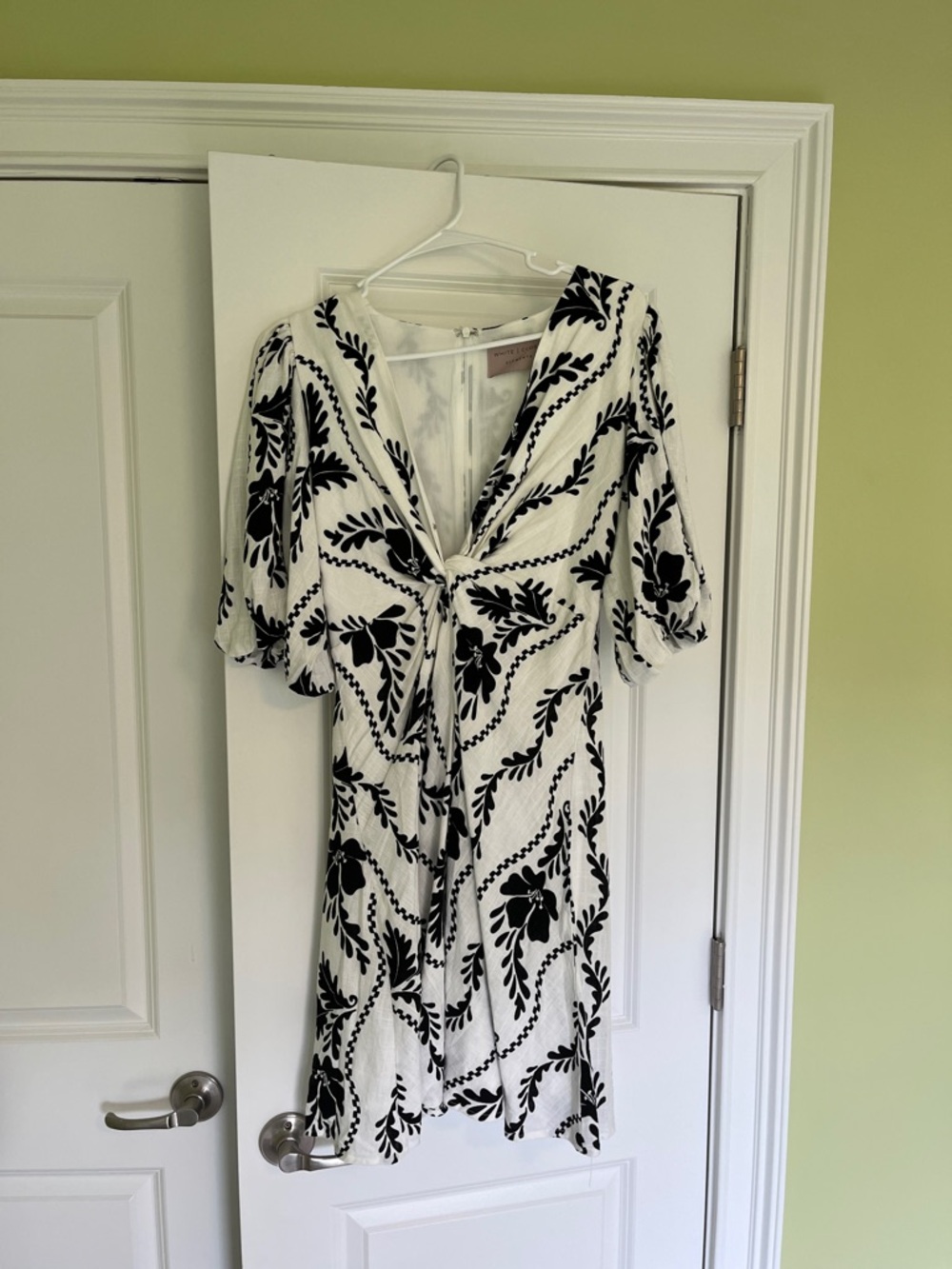 New Without Tags - White & Black Floral Tie-Front Women’s Dress